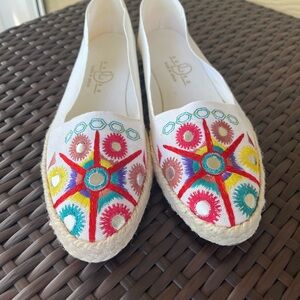 White Embroidered Canvas Espadrille Flats with Multicolor Star Design